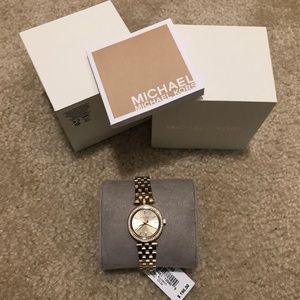 MICHAEL KORS WATCH BRAND NEW